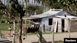 FOTO ARCHIVO Una casa en Campo Florido, en las afueras de La Habana. REUTERS/Desmond Boylan 