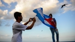 Info Martí | Web en Cuba: Una forma de vencer la censura del régimen