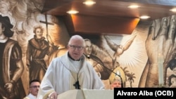 García Ibáñez prometió llevar la medalla conmemorativa a la Basílica Menor Santuario Nacional de Nuestra Señora de la Caridad del Cobre, en el poblado de El Cobre, en Santiago de Cuba.