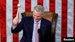 Kevin McCarthy, presidente de la Cámara de Representantes de EEUU, el 7 de enero de 2023. (REUTERS/Evelyn Hockstein).