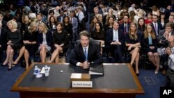 El juez Brett Kavanaugh enfrenta su segundo día de audiencias de confirmación ante el Comité Judicial del Senado.